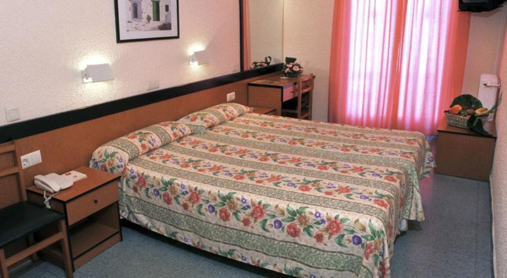 Hotel Guitart Rosa - Adults Only Lloret de Mar Ngoại thất bức ảnh